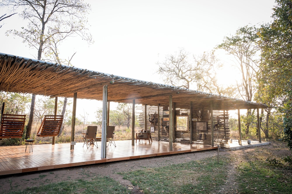 Sunbirds Oasis Lodge