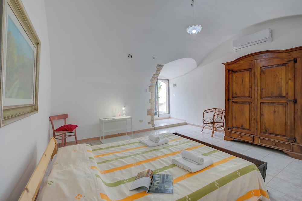 Annunziatella Apulian Farm Experience