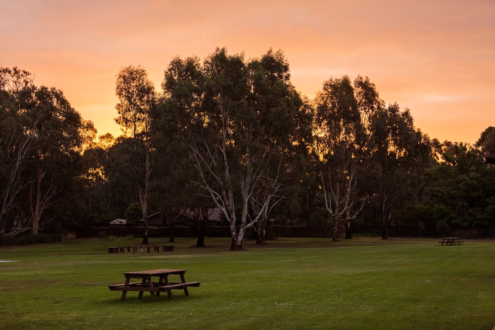 Tindarra Resort