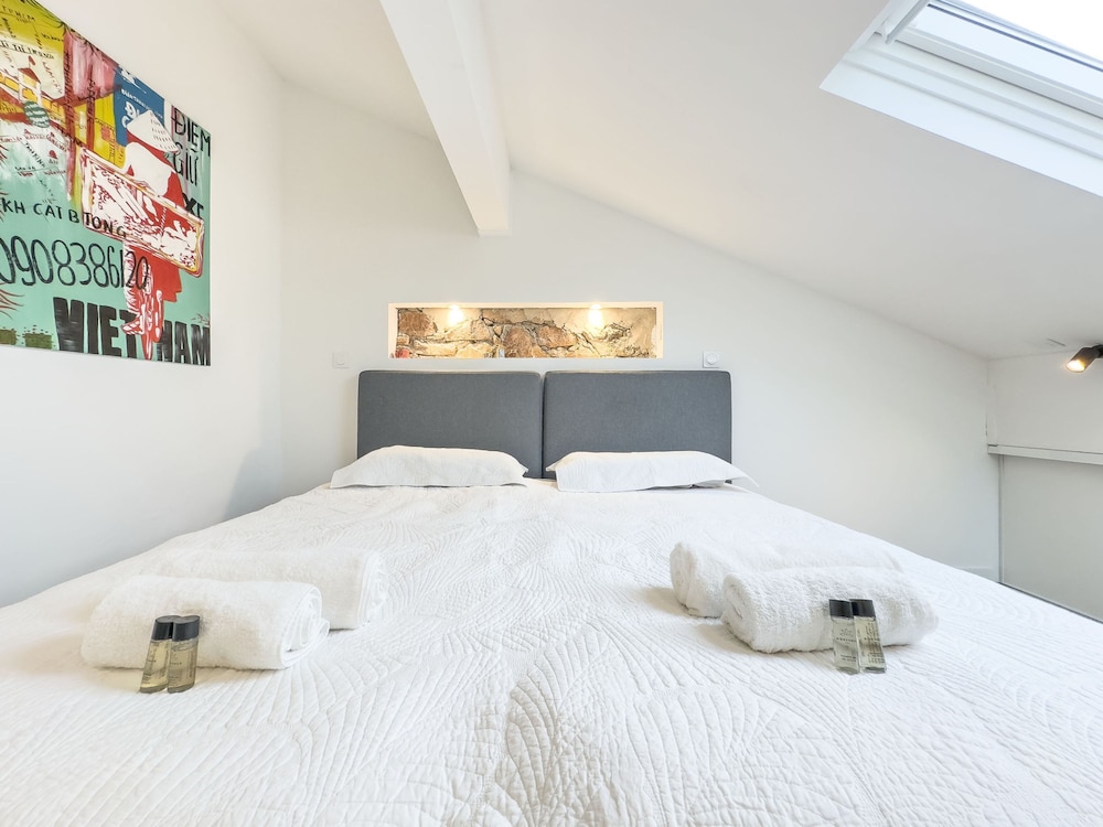 Le Duplex in Cannes With 4 Bedrooms and 3 Bathrooms