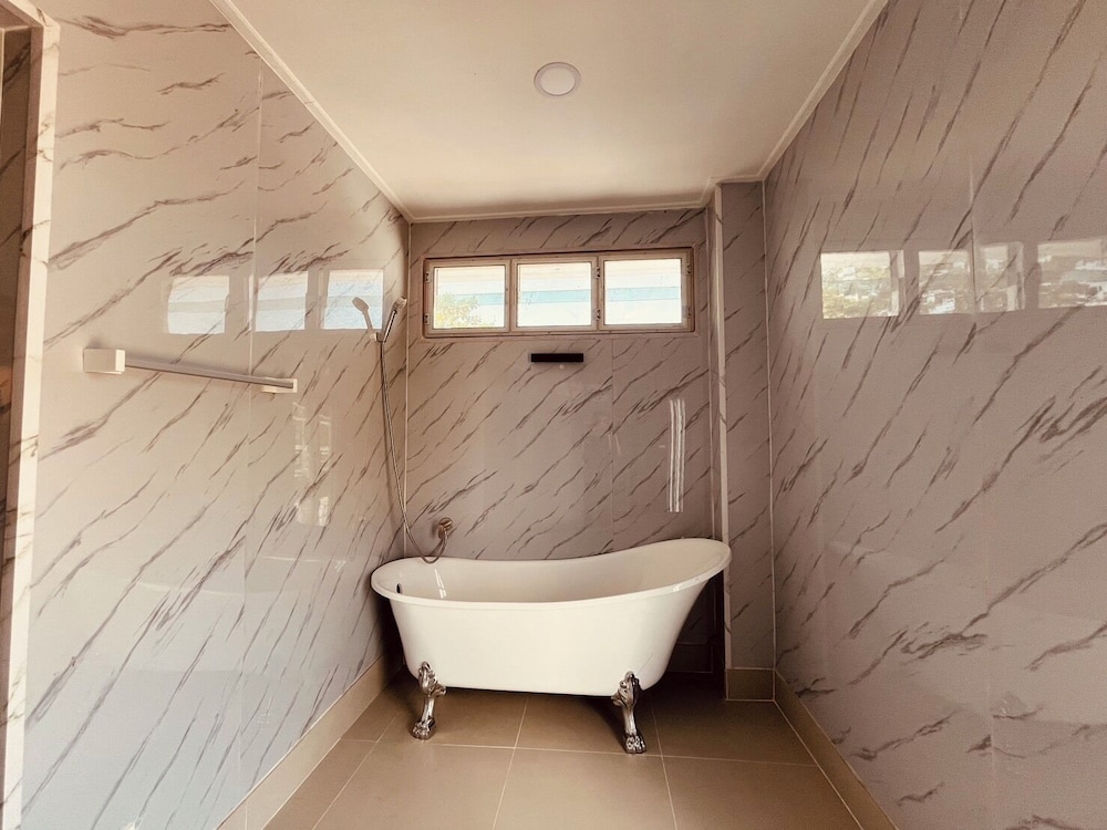 Khao Lak - Loft Suite