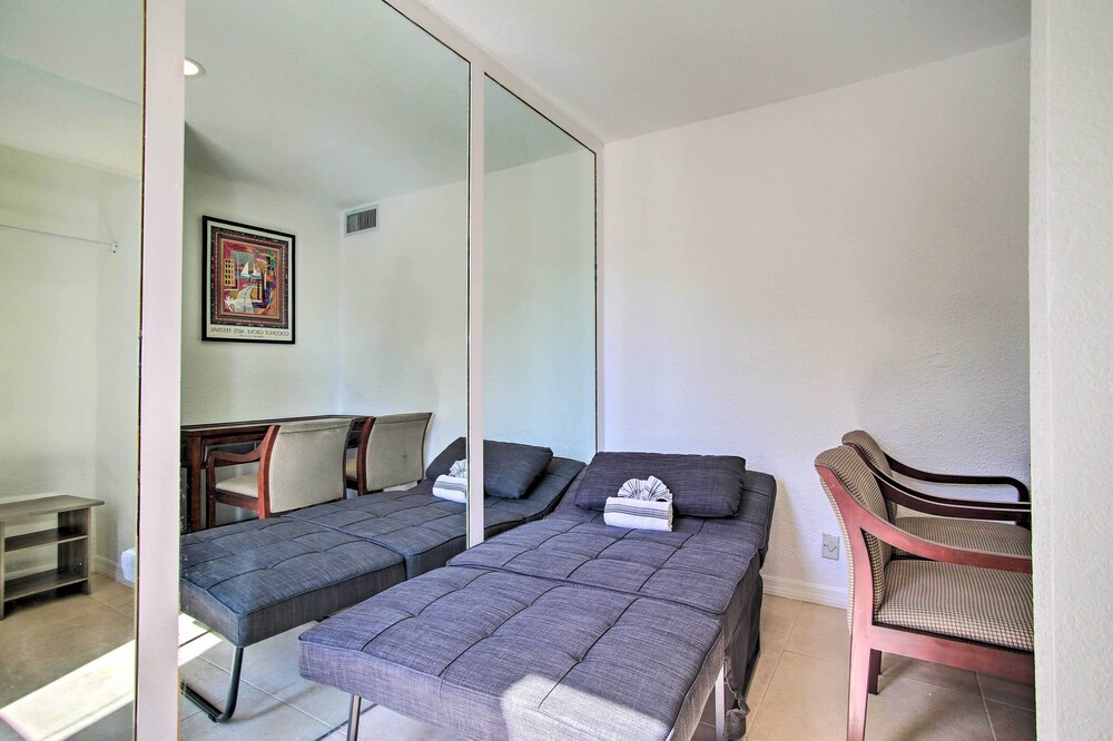 Waterfront Lauderhill Villa - Remote Escape! - Property Image 9