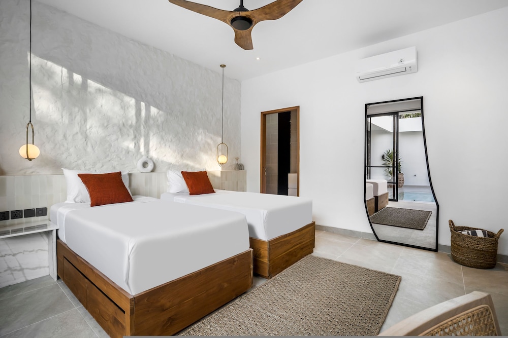 Apricot House by Alfred in Bali - Brand NEW Cozy 3BD Pool House Close to Bingin Beach