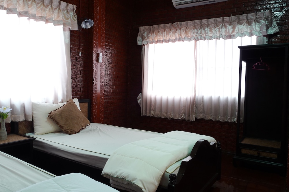 Baan Kaew Ta