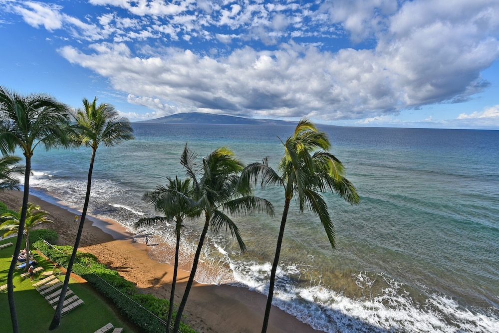 Mahana Resort #706 1 Bedroom Condo by RedAwning