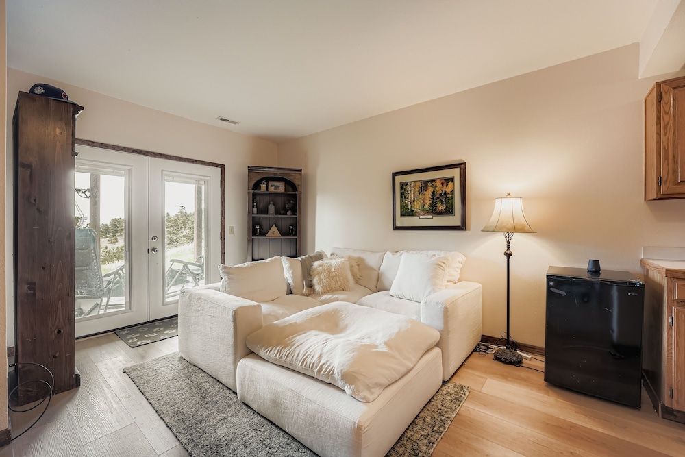 Chimney Creek 2 Bedroom Condo