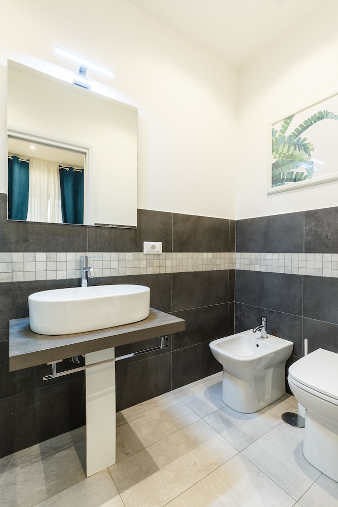 Aeterna Suites Collection