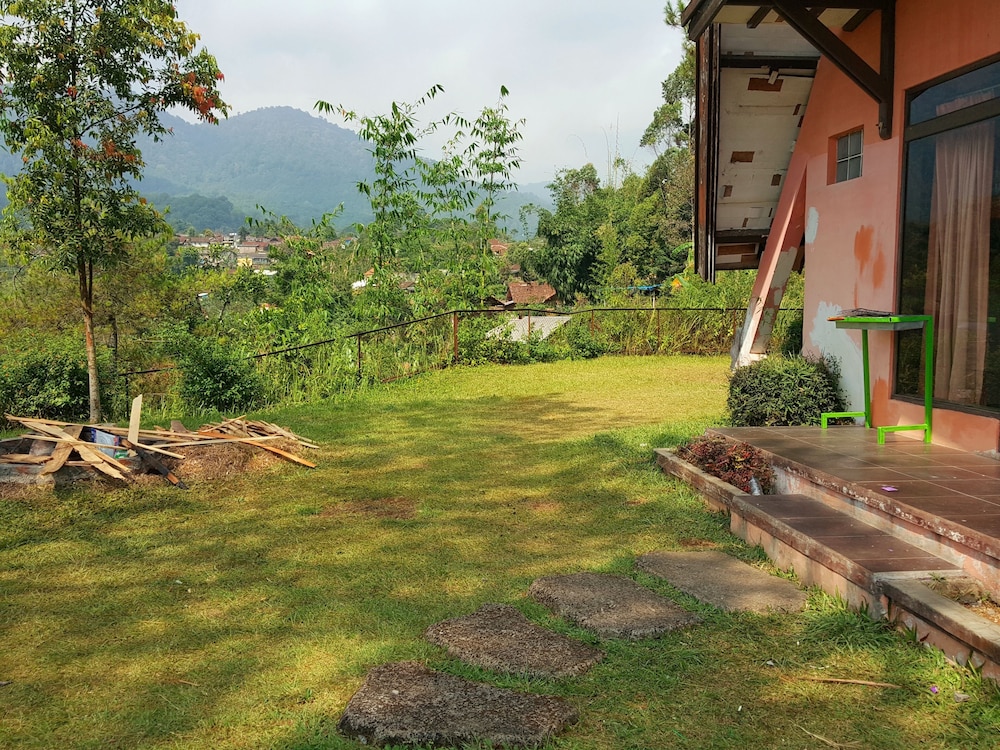 Argapuri Jungle Resort