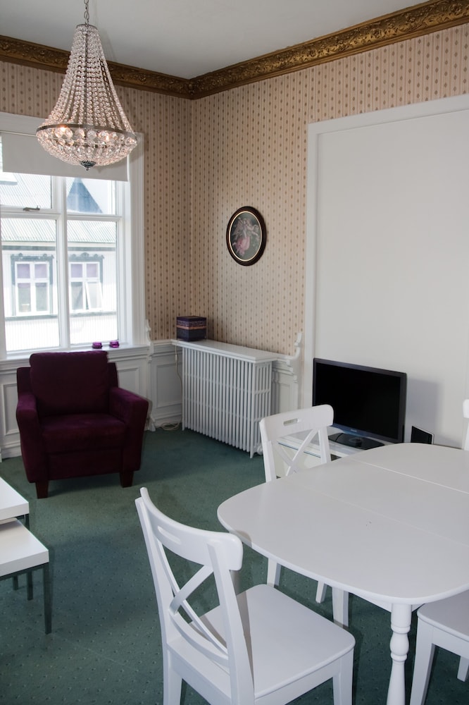 Centerspot Apartments