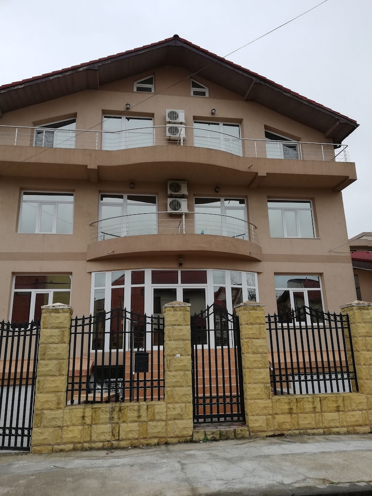 Pensiunea Virginia Mamaia-Nord