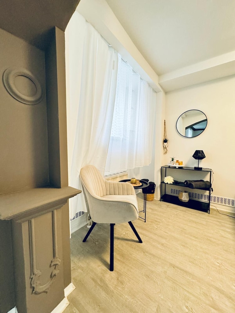 Comfortable 2BR Apt for 7 Guests