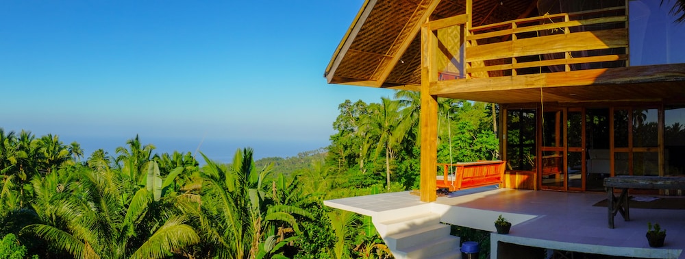 Volcano House