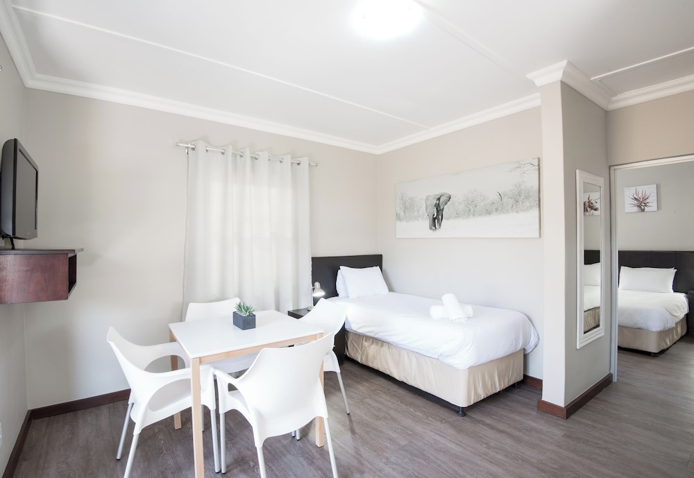Arebbusch Travel Lodge