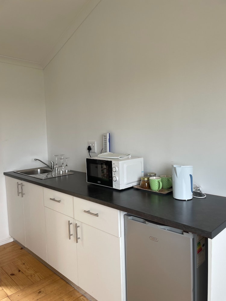 Charming Cottage in Elgin, Grabouw