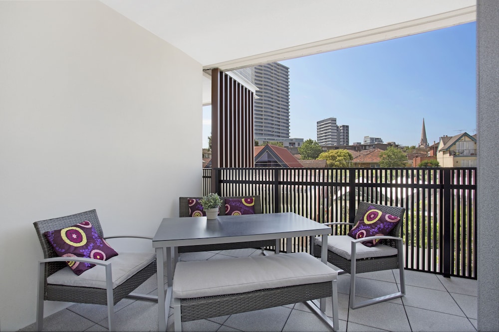 Heart of St Kilda by Ready Set Host