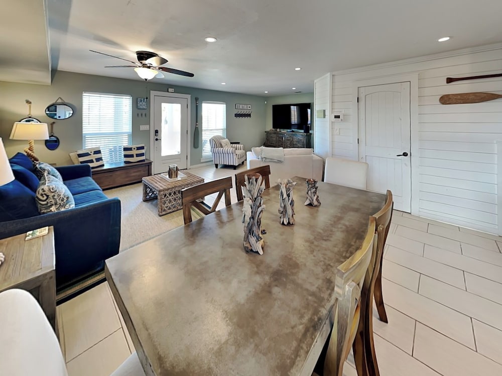 Sugar Shack by Silver Sands Vacation Rentals