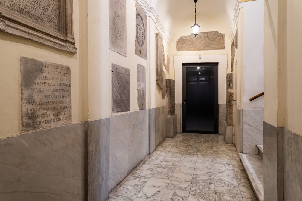 DOMUS in PANTHEON