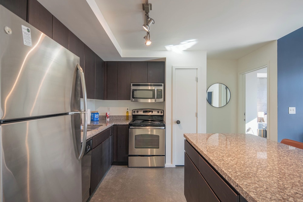 ROVE LIVING/KL - Roosevelt Point