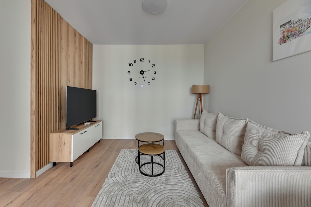 Horizon 133 - SeaView by GrandApartments