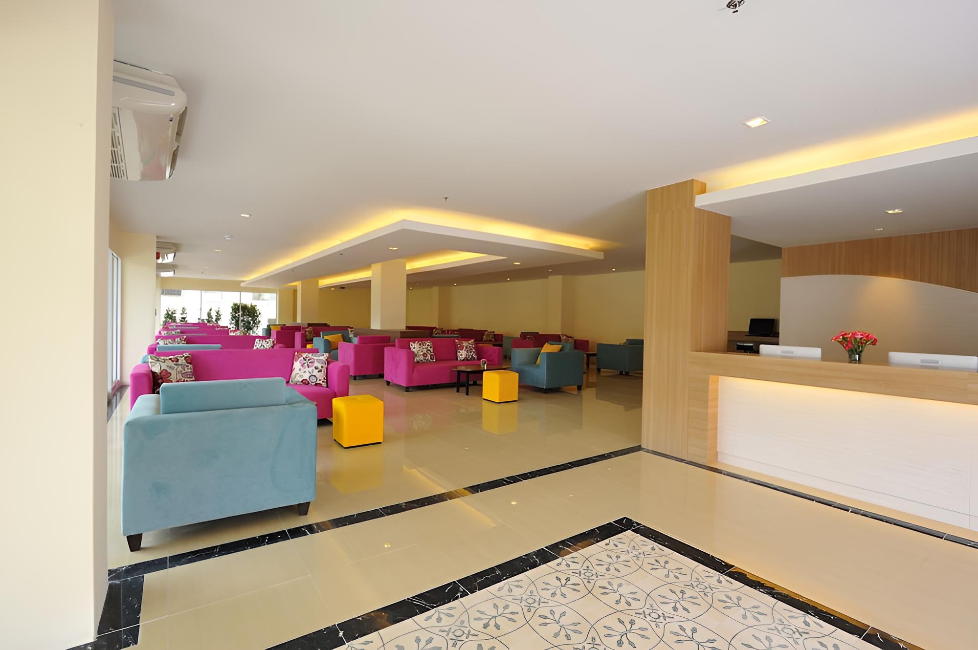 R-Con at Siam Hotel
