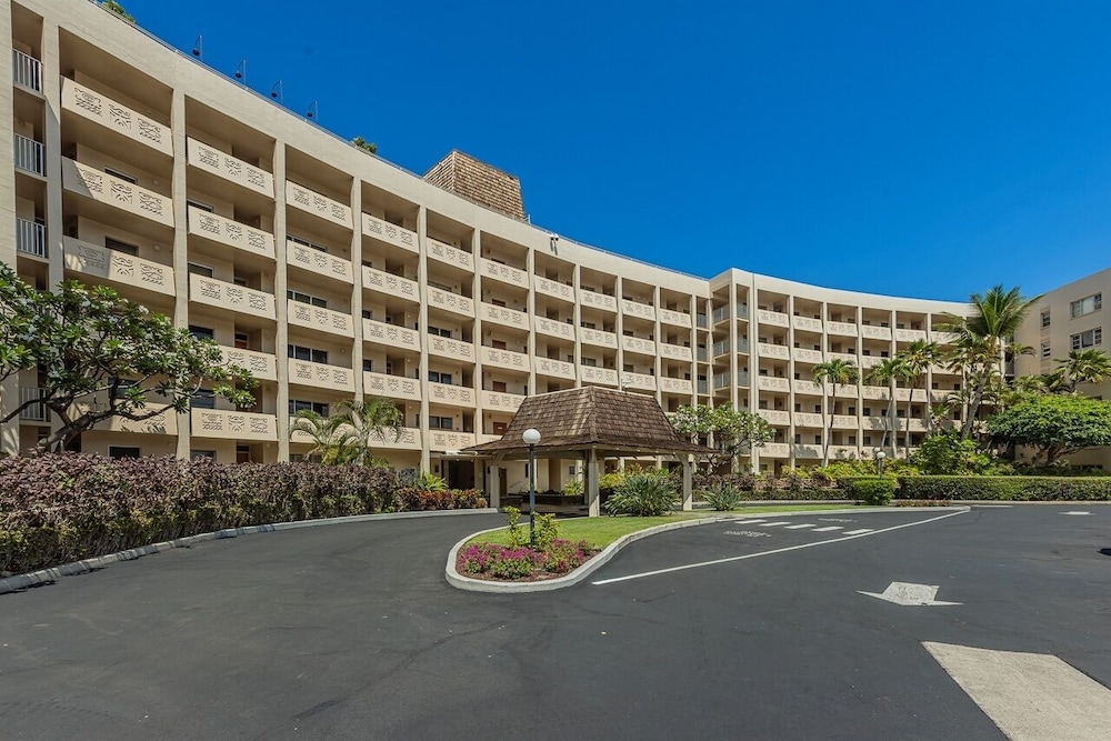 Royal Mauian 314 2 Bedroom Condo