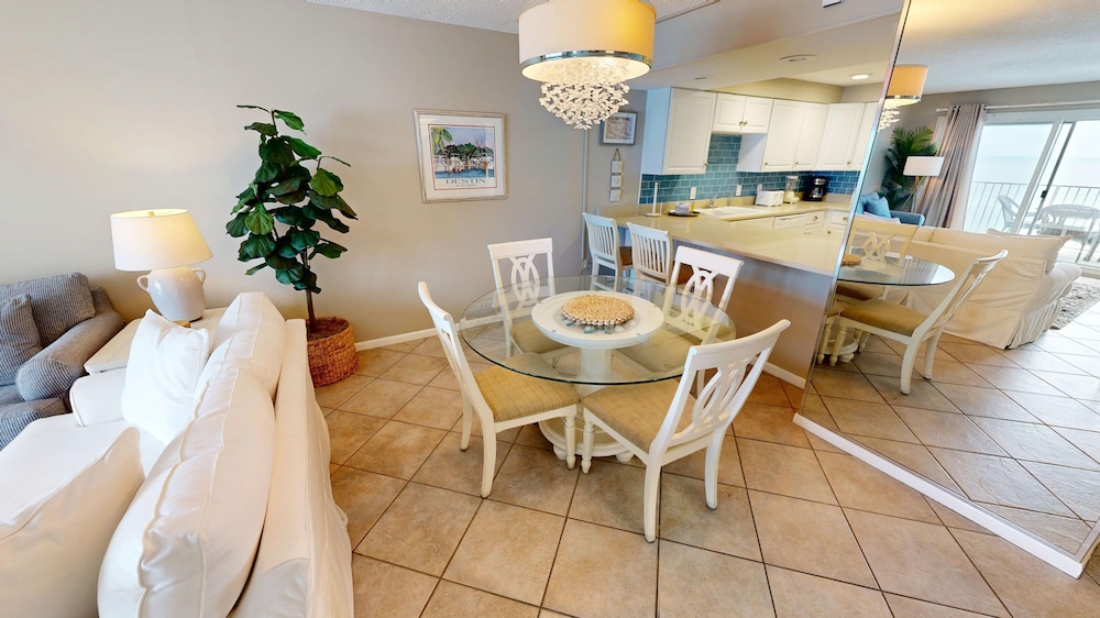 Beach House 501a 2 Bedroom Condo