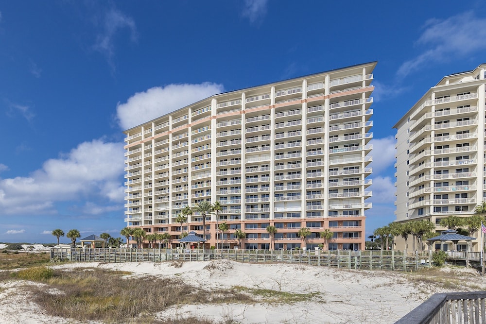 Beach Club 708D
