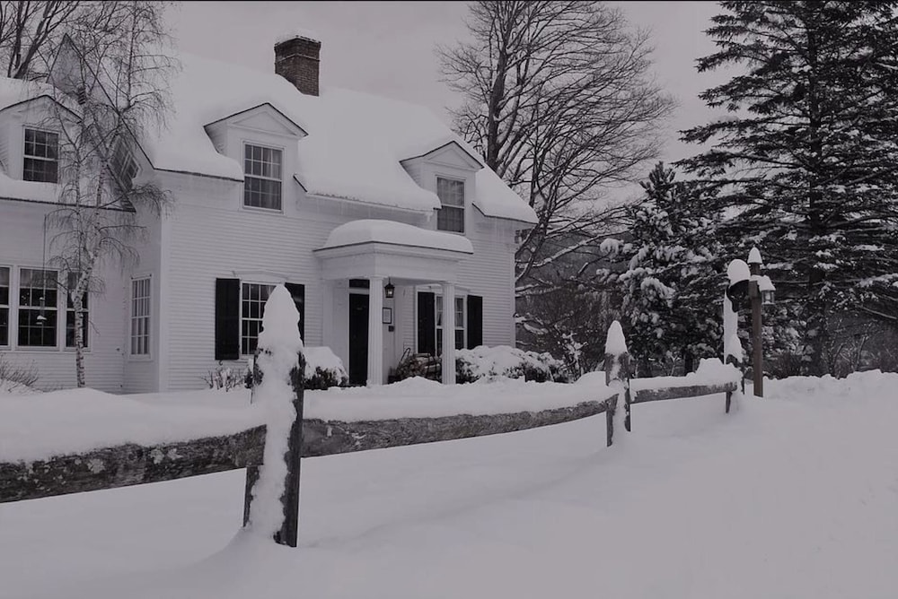 1824 House