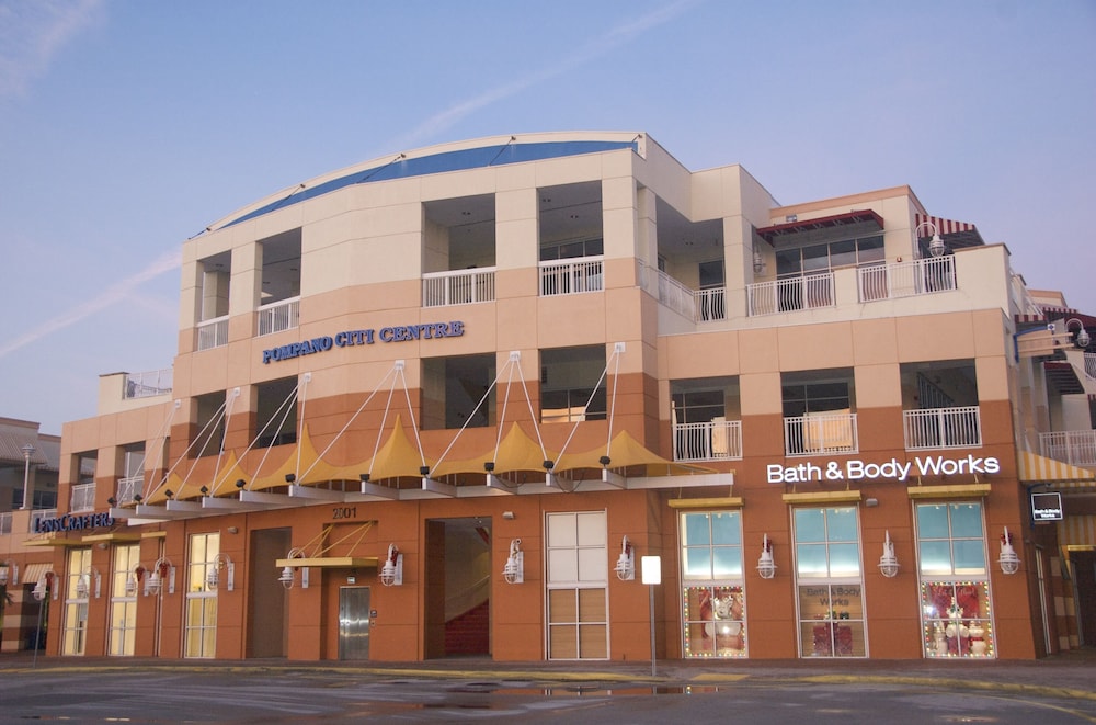 Bahama Beach Club of Pompano