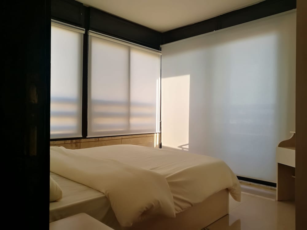 Cozy Dair Ghbar Apartments