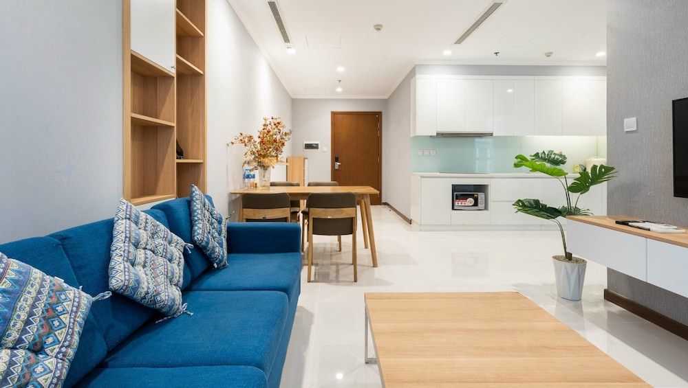 Landmark Apartment in Vinhomes Central Park