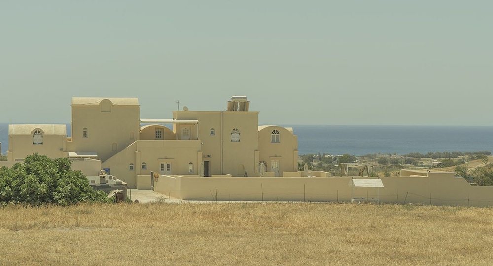 Leon Santorini