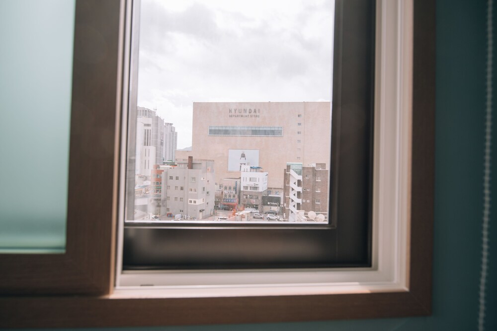 Midtown Hostel