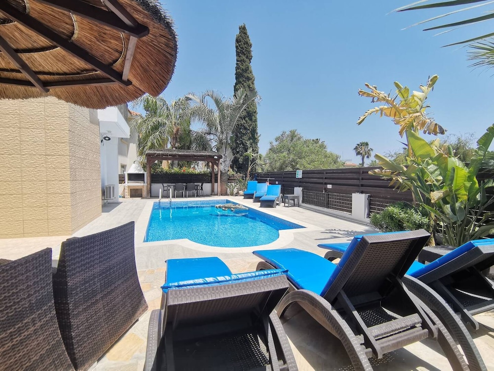 Artemis Villa in Protaras 100m From the Sea