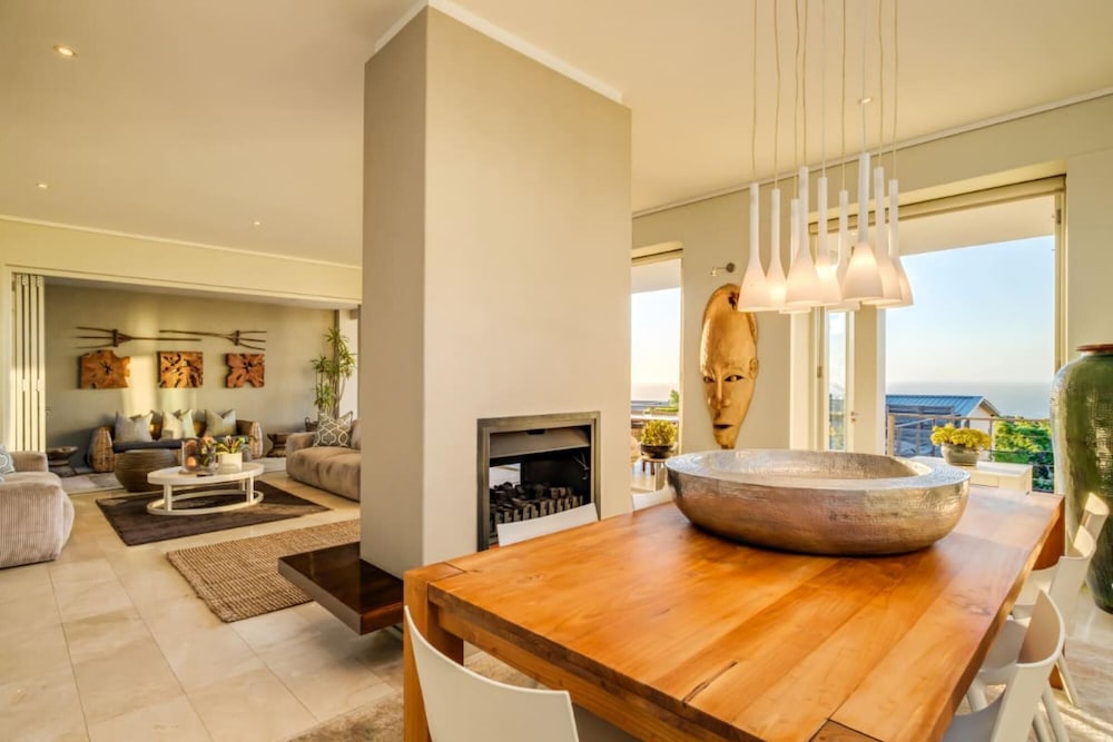 Stylish Family Villa w Pool Garden Putt-putt Villa Olivier