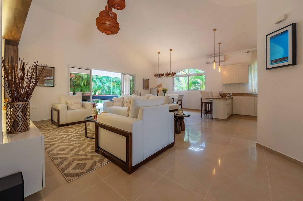 Villa Royale Luxury 4-bedroom Paradise In Sosua