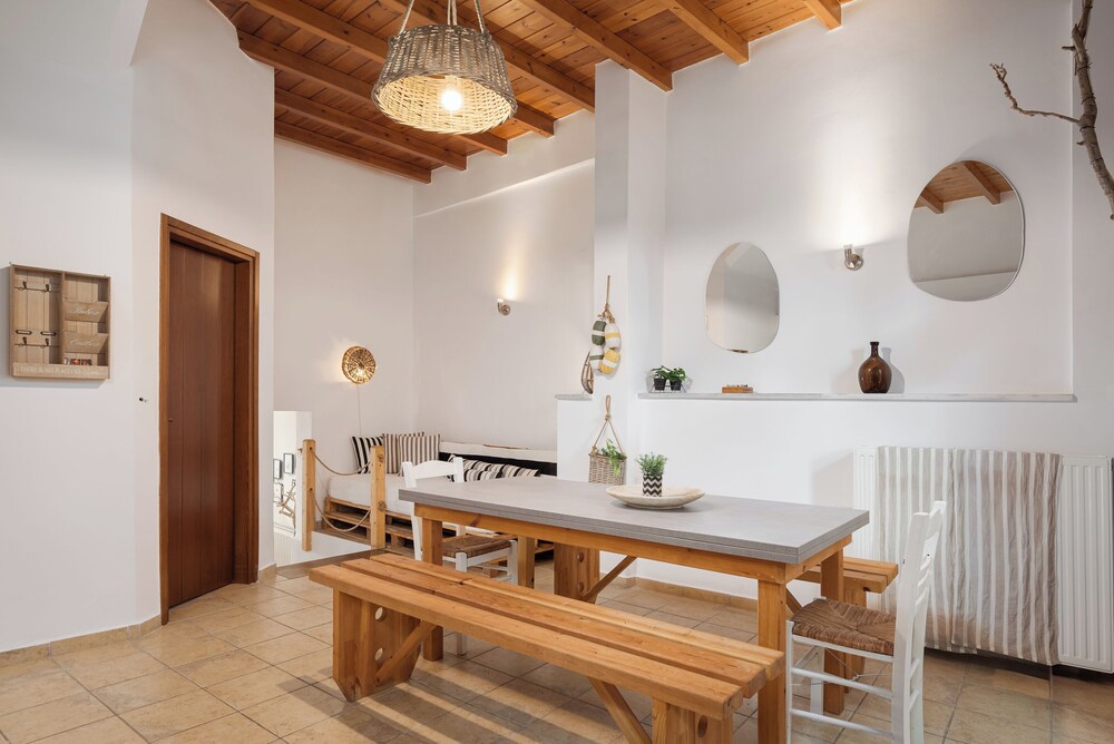 Aura Seafront Villa