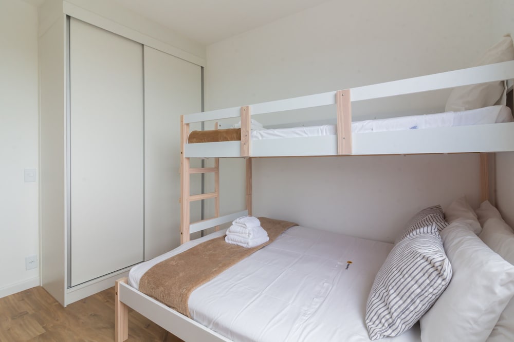 Your Complete Retreat in Barra da Tijuca Av702