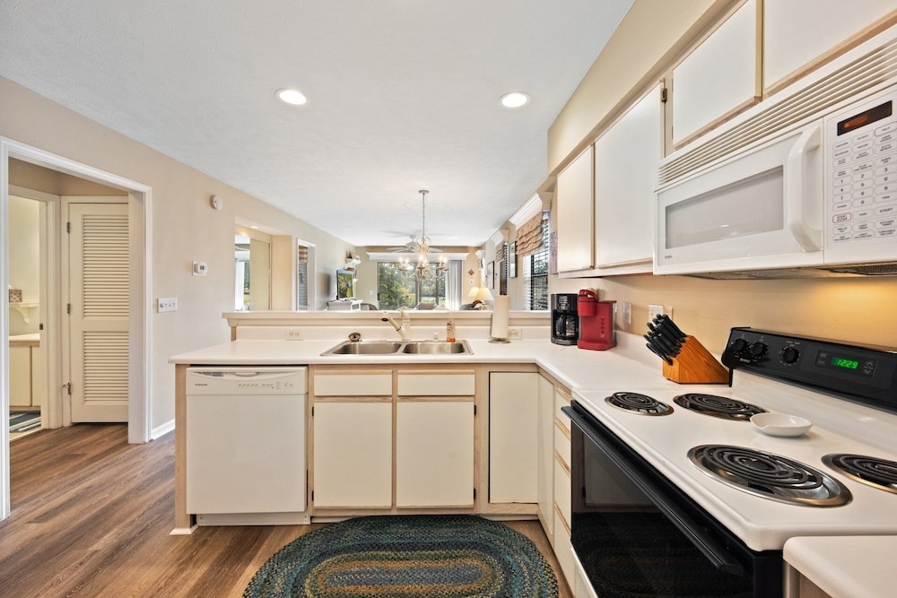 11d True Blue Golf Haven Ii 2 Bedroom Home