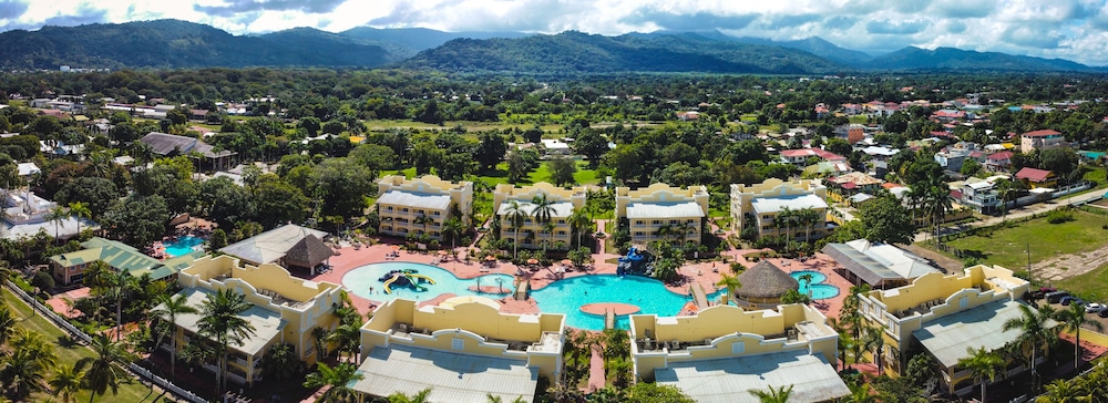 Telamar Resort