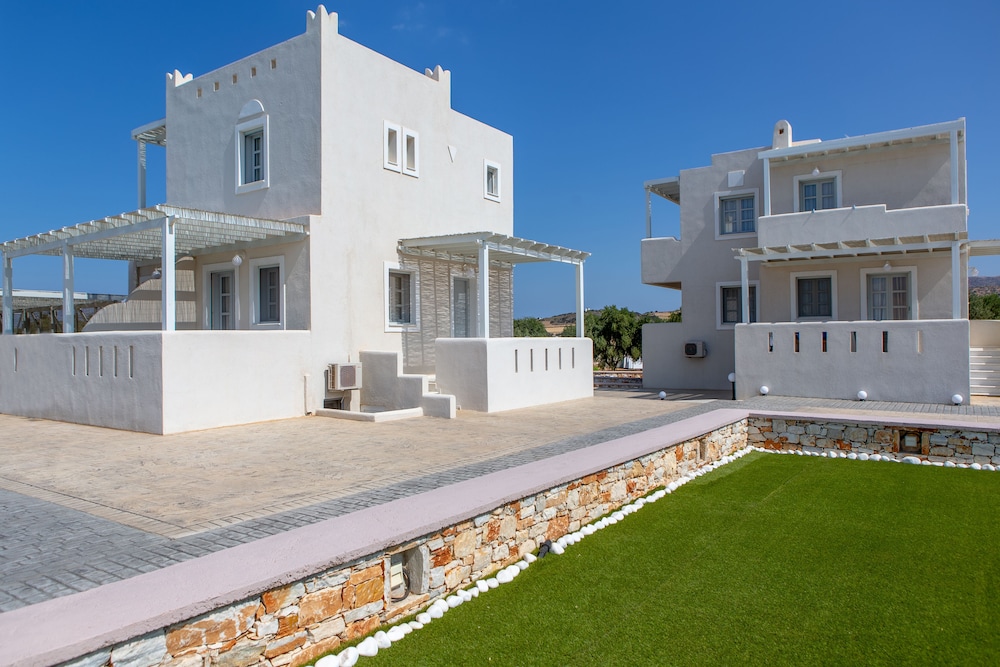 Sun and Moon Villas