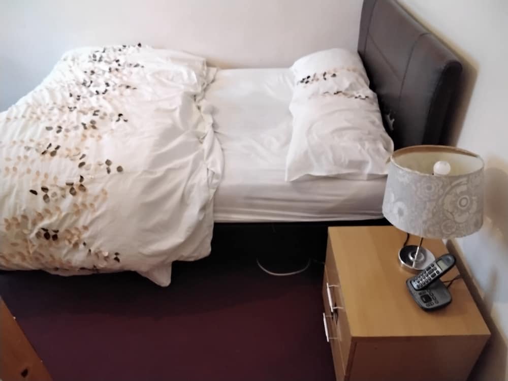 1-bed Apt in Wembley Park,close to Stadium & Arena view 2