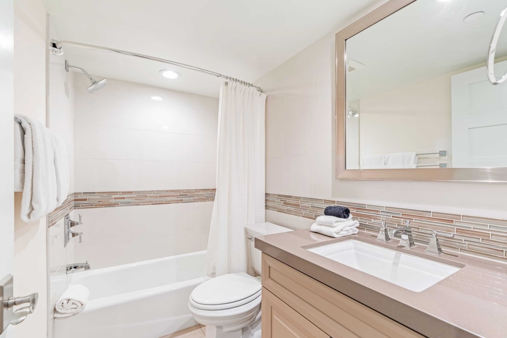 Windansea by Avantstay Private Rooftop Patio, 2 Blocks to Beach & Town