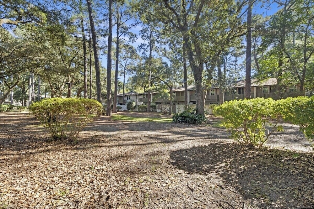 Hilton Head 3BR Retreat Pool, Dining & Shops