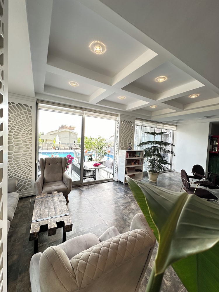Mogons Exclusive Hotel - Image 94