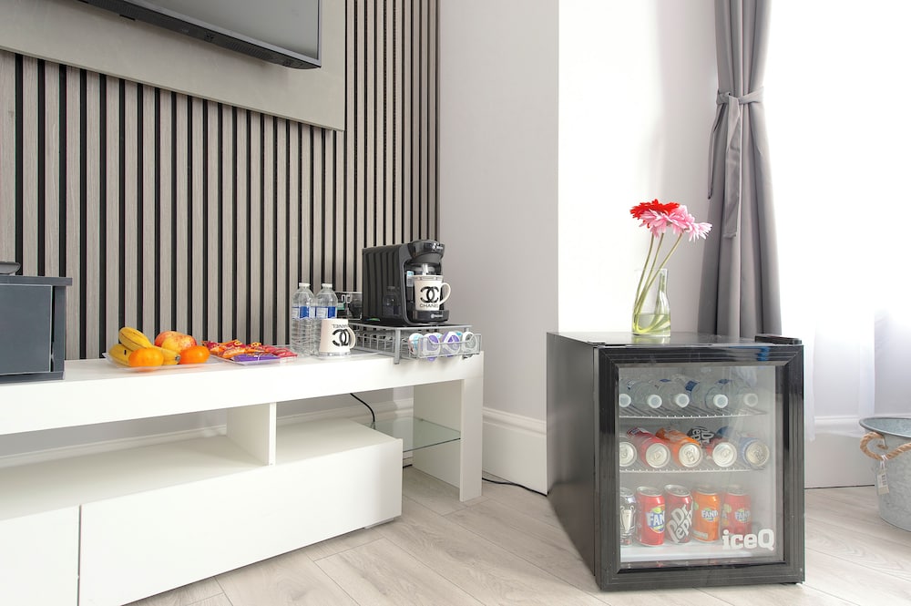 The Pond House - Ensuite Rooms