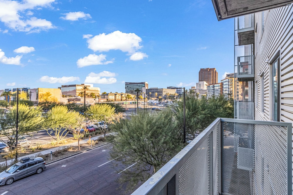 Phoenix Urban Luxury Escape