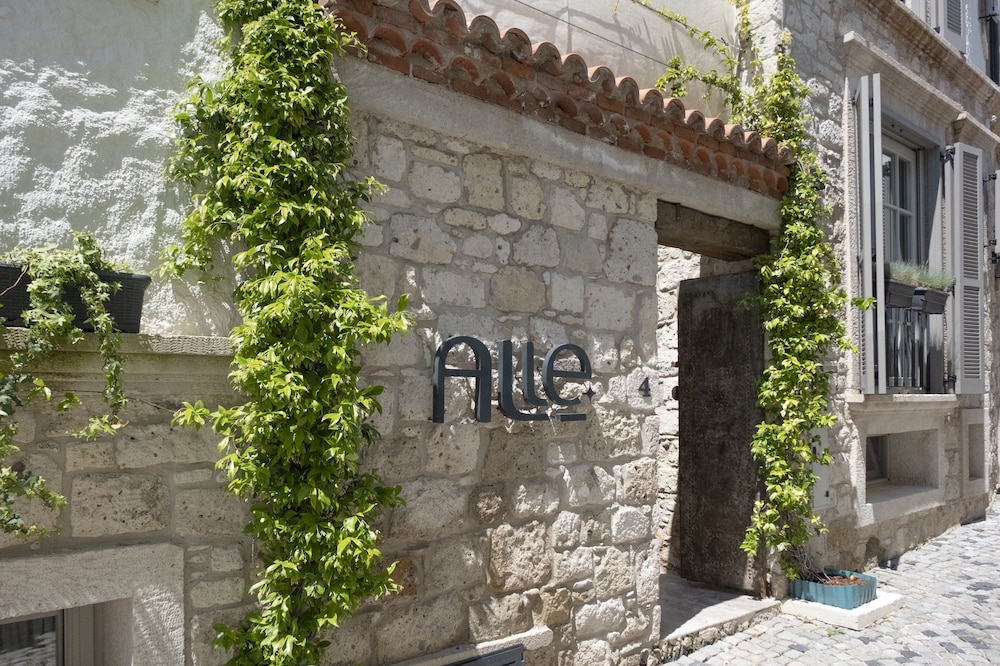 Blue Alle Hotel - Image 100