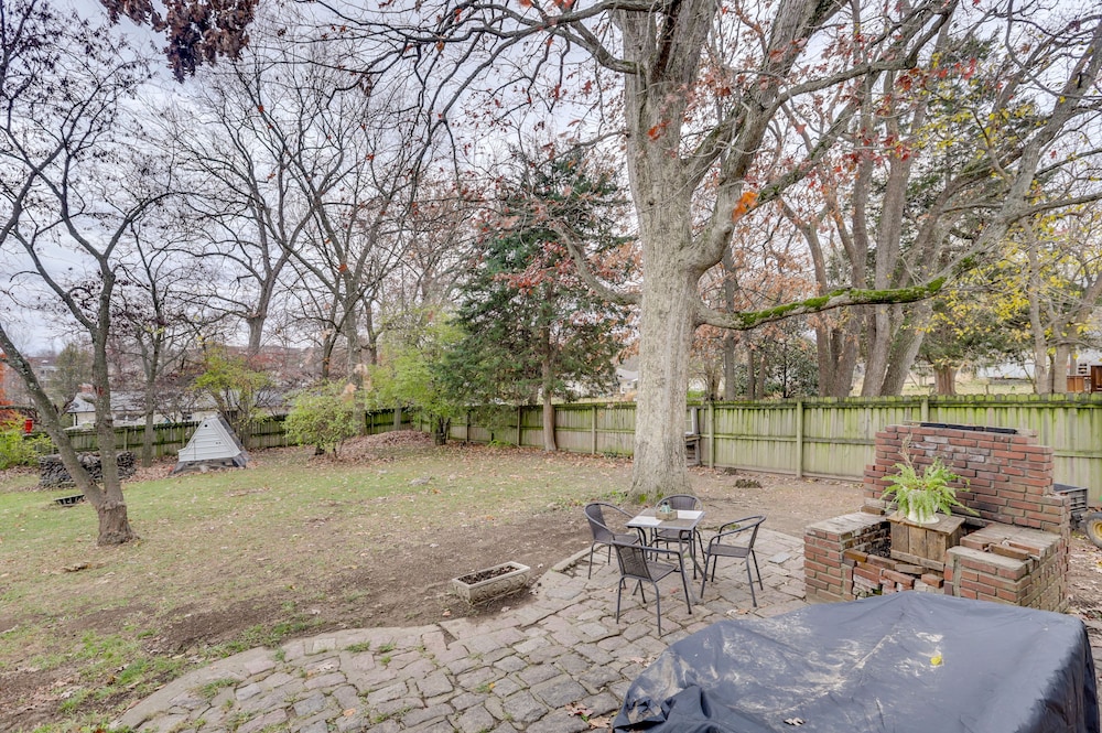 Charming Arnold Home w/ Patio  Chicken Coop! - Property Image 4