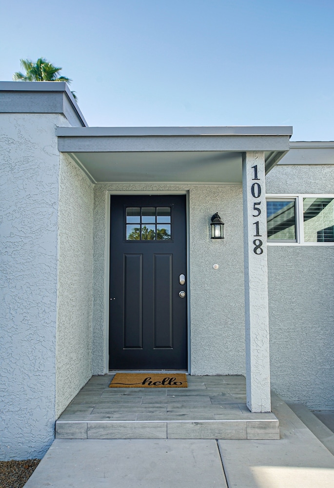 Heatherbrae Phoenix 3 Bedroom Home by RedAwning view 4